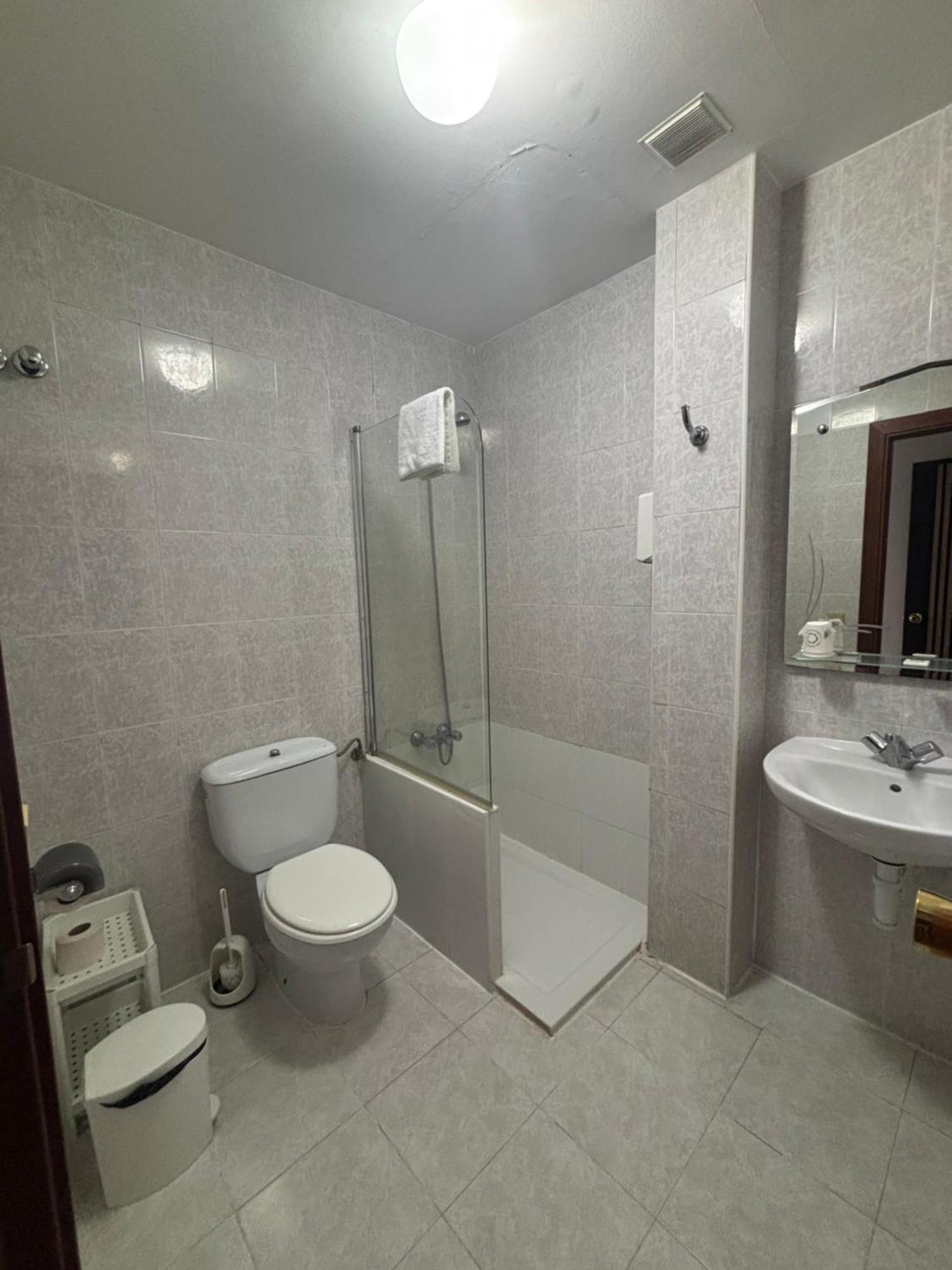 Hostal Legaz Funes Exteriér fotografie